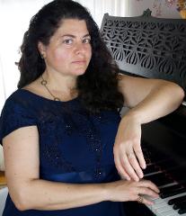 hier sehen Sie Karina Cveigoren